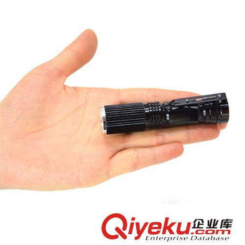 戶外 迷你電筒小手電筒 led手電筒 伸縮調(diào)焦變焦  用5號或7號電池原始圖片3