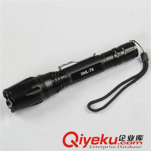 美國進(jìn)口CREE XM-L T6核強(qiáng)光手電筒 1000流明 LED手電筒 手電筒