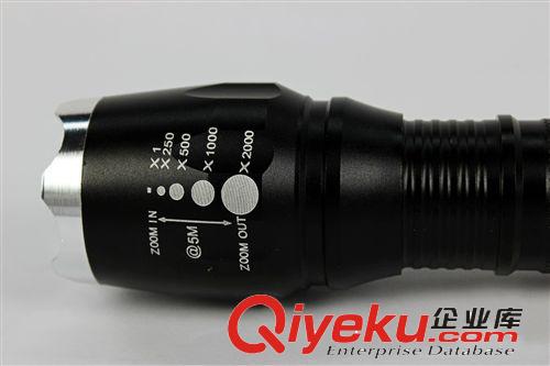zp熱銷LED手電筒 XM-L T6調焦手電筒 強光多功能手電筒廠家直銷原始圖片3