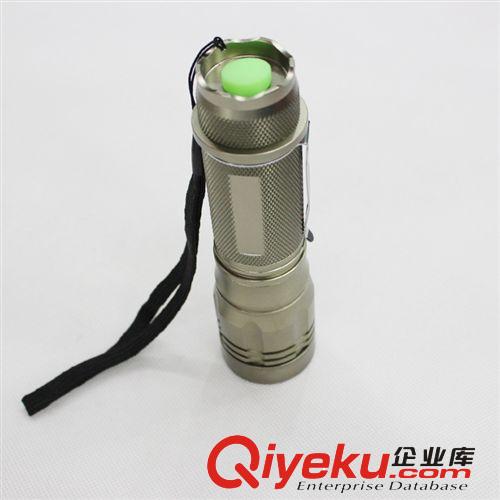 熱銷 進口CREE伸縮 變焦T6強光手電筒充電遠射戶外家用強光手電原始圖片2