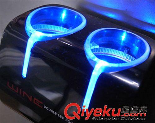紅酒系列車載點(diǎn)煙器一拖二帶USB充電器 汽車用品超市1分2轉(zhuǎn)換器原始圖片3