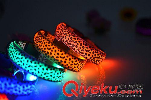 OEM廠家定做 LED發光寵物項圈 夜光項圈 豹紋閃光寵物帶 促銷用品原始圖片2