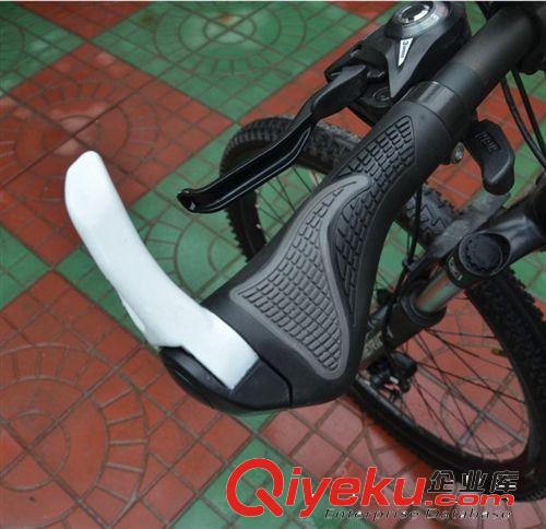 新款人體工學(xué)-橡膠鎖死-自行車把套-鋁合金副把-羊角肉球組合裝備原始圖片2