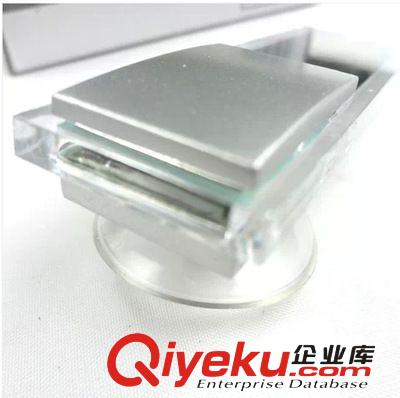 供應批發(fā)吸盤式汽車電子表車電子時鐘汽車電子鐘車載時鐘實用車品原始圖片3
