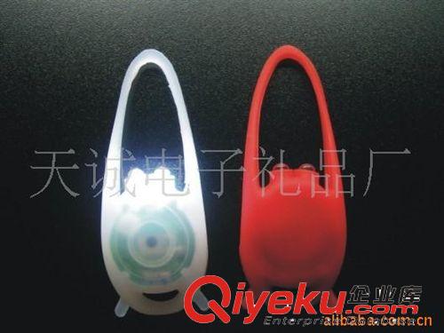 廠家推薦多種實(shí)惠精做工LED自行車燈原始圖片2