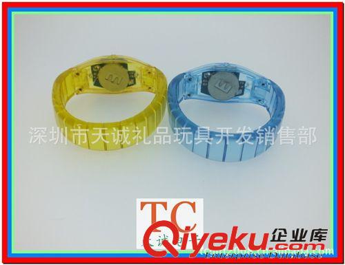 精品熱賣led手腕帶供應(yīng)商  廣告發(fā)光LED能量硅膠腕帶原始圖片2