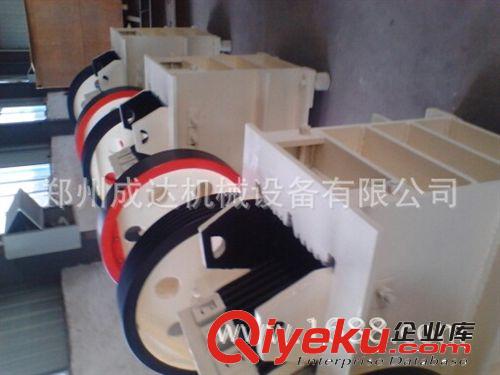 大型雙齒輥破碎機 中型雙齒輥破碎機  小型雙齒輥破碎機