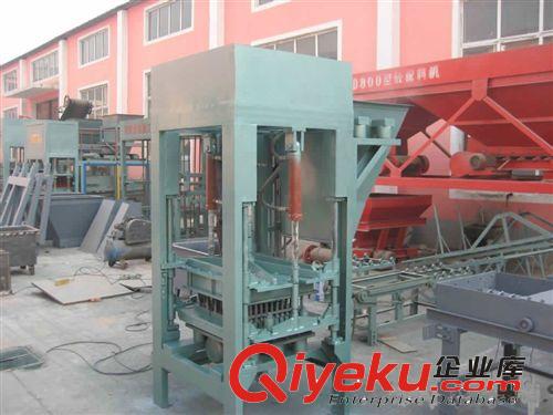 直銷(xiāo)水泥免燒制磚機(jī) 鄭州液壓小型制磚機(jī) 水泥切塊機(jī) 免燒磚機(jī)