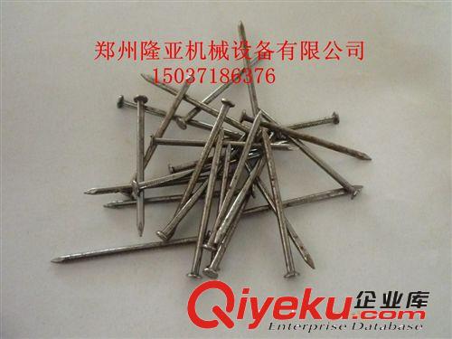 供應各種型號廢舊鋼筋制釘機，全自動制釘機 制釘機廠家