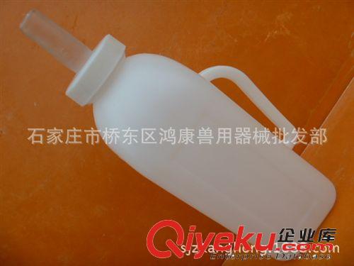 犢牛奶壺 牛用奶瓶 獸用奶瓶 有奶頭2升方奶瓶