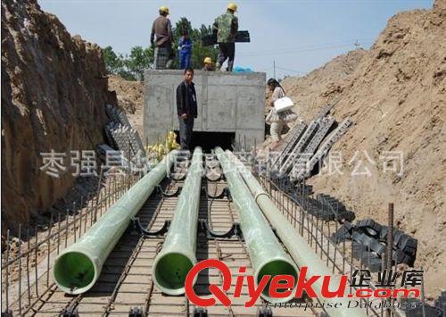 專業(yè)生產(chǎn)璃鋼電纜管 國(guó)內(nèi)大型玻璃鋼電纜管供應(yīng)商原始圖片2