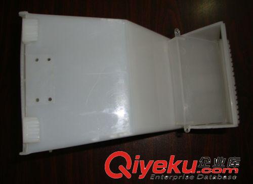 廣西鴿子自動(dòng)食盒、鴿子自動(dòng)食盒、自動(dòng)食盒、鴿子自動(dòng)食槽原始圖片2
