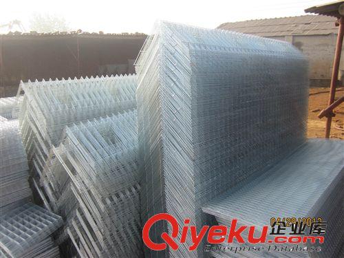 專業(yè)雞籠生產(chǎn)商供應(yīng)雞籠 雛雞籠 小雞育雛籠 層疊式雞籠