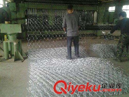 廠家現(xiàn)貨直銷遼寧錦州市熱鍍鋅石籠網(wǎng)箱  控制和引導(dǎo)河流及洪水