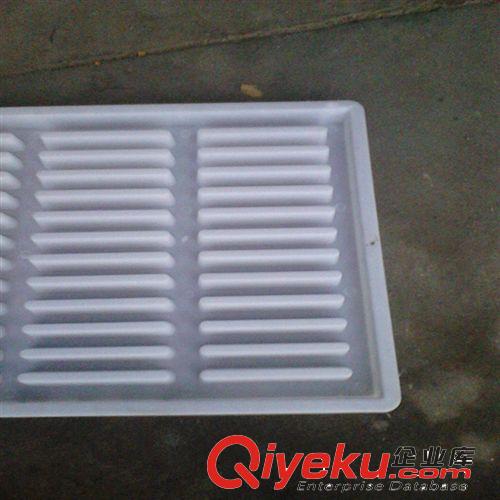 廠家供應羊場專用塑料漏縫模具   漏縫板模具  水泥板漏縫板模具原始圖片3