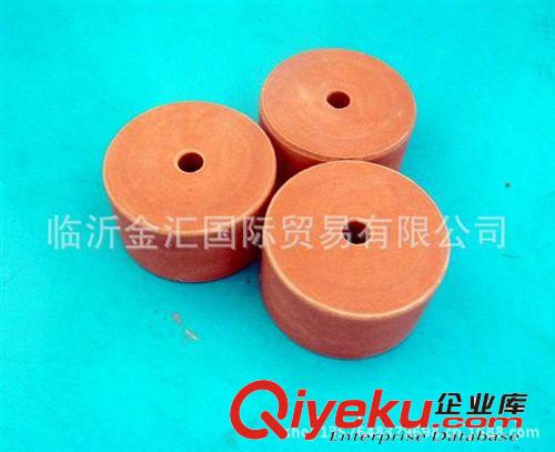 供應(yīng)出口微量元素舔塊 圓形中孔5kg/塊4塊/箱 可根據(jù)需要訂做生產(chǎn)原始圖片2