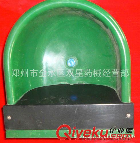 供應牛馬自動飲水盆、牛用飲水碗 、牛馬用品、畜牧養(yǎng)殖器械設備原始圖片3
