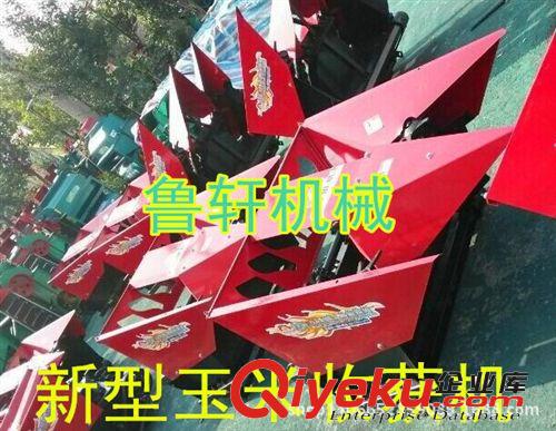 拖拉機帶動玉米收獲機    全自動玉米收獲機廠家直銷價格