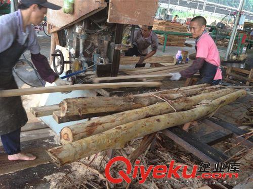 廠家直供2米至4米的按木木方 木條 工地裝修木方 家具木方
