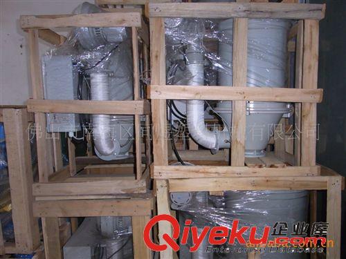 低價銷售：塑料廠100kg熱風烘干機+300g自動吸料機！