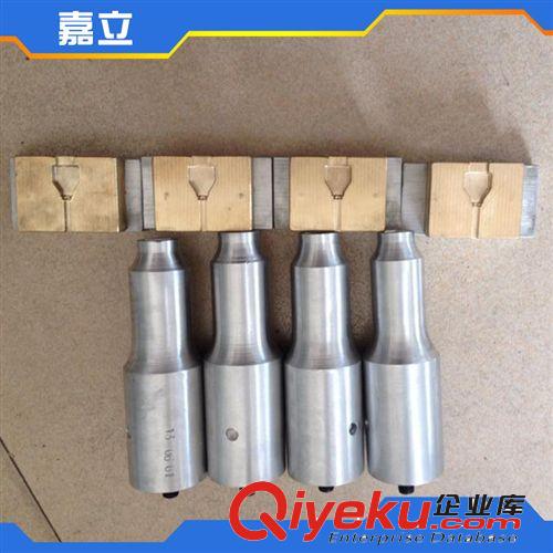 精品推薦 專業(yè)供應(yīng) 高品質(zhì)自動(dòng)鏈條式吸塑封口機(jī) 自動(dòng)包裝封口機(jī)