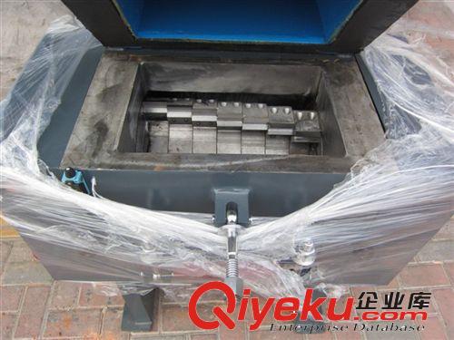 塑機輔助設備 周邊設備 供應揚州 鎮江 南京塑料粉碎機 料斗干燥機 混色機 塑機輔助設備原始圖片2