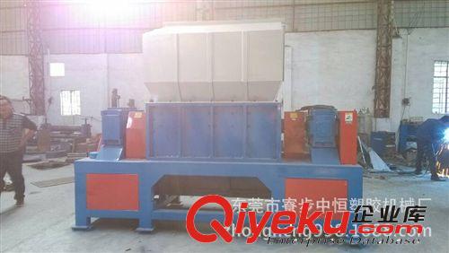 塑料破碎機(jī)系列 廠家供應(yīng)橡膠輪胎撕碎機(jī)  汽車保險(xiǎn)杠撕碎機(jī) 各種大型料筐撕碎機(jī)原始圖片3