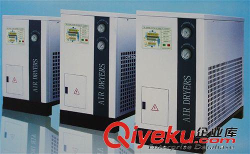 冷凍式干燥機 20HP冷干機供應，2.5立方冷凍式干燥機，20HP干燥機，水冷式干燥