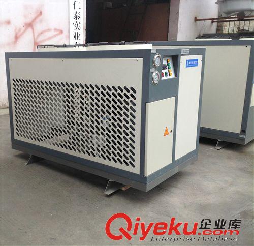 冷水機 供應冷水機,工業冷水機,40匹水冷箱式冷水機