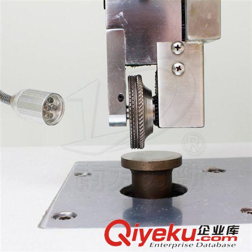 超聲波花邊縫合機 超聲波內衣蕾絲機 內衣切邊機 炭包封口機 超聲波無縫內衣機原始圖片2