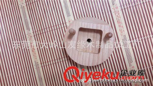 木制擺件品 友緣木藝制品廠供應小臺鐘木制工藝品 櫸木小鬧鐘