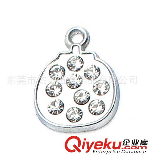 吊墜 我司專業(yè)生產(chǎn)時尚合金小飾品 點鉆鑰匙扣 滴油鑰匙扣批發(fā)原始圖片3