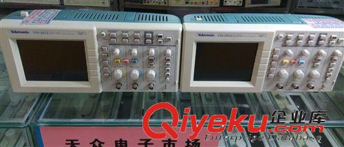 示波器 Tektronix 泰克 TDS2012 100M彩色液晶數(shù)字存儲(chǔ) 示波器tds2012b