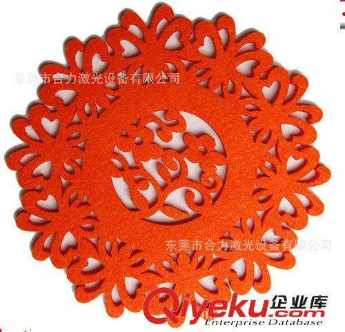 激光雕刻機(jī) 供應(yīng)布料皮料打孔設(shè)備 布料皮料切割設(shè)備 無紡布雕刻切割設(shè)備原始圖片2