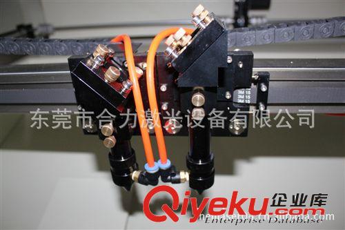 服裝輔料 服裝輔料機器 二手激光切割機 二手激光設(shè)備