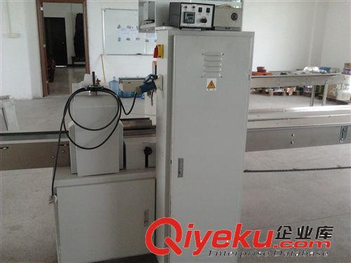 枕式包裝機 廠家供應(yīng) ZS-100暖身貼包裝機 飾品包裝機原始圖片2