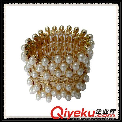 手環(huán)/手鐲 [熱銷新款]歐美女款時(shí)尚手鐲 新款五金金屬手鏈 創(chuàng)意五金手鐲
