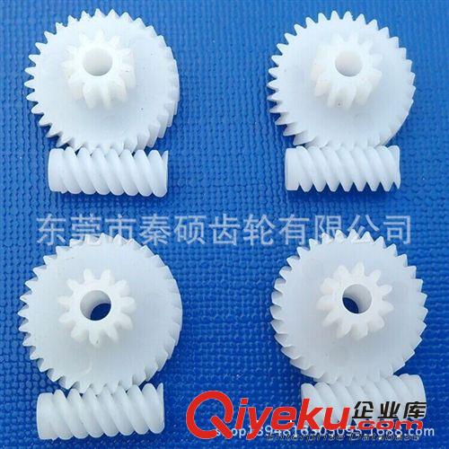 齒輪 東莞市秦碩供應M0.4*32T塑料小齒輪耐磨損低噪音價格優廠家直銷