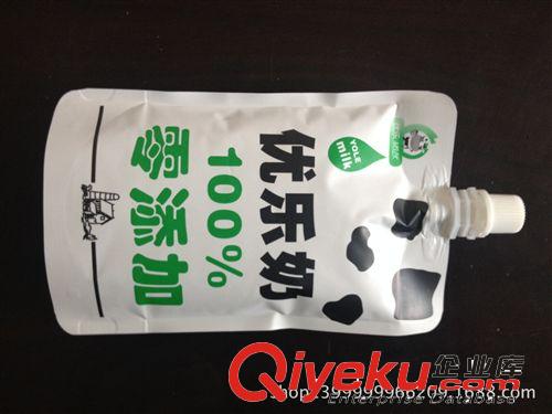 復(fù)合包裝制品 240ml牛奶袋  鮮奶吸嘴袋  廣東鮮奶袋  廣東10年廠家專業(yè)生產(chǎn)原始圖片2