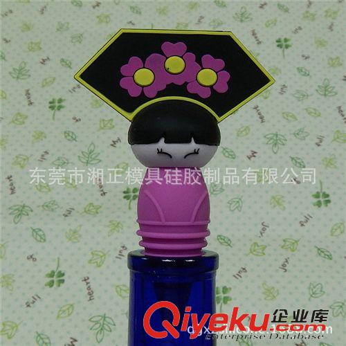 環(huán)保廚具 旅行便攜硅膠折疊碗 戶外寵物喂食餐碗 食品級硅膠做成