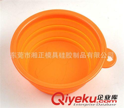 环保厨具 环保食品级硅胶可折叠收纳碗 便于随身携带宠物收纳餐碗