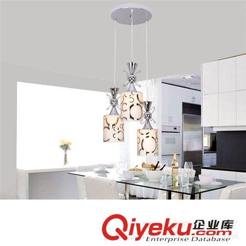 餐廳燈 廠家批發(fā)現(xiàn)代簡約led吊燈花紋3頭飯廳燈唯美餐廳燈吧臺吊燈燈飾