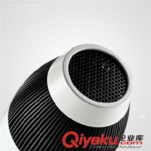 LED導(dǎo)軌燈 商業(yè)照明LED軌道燈COB光源20W30W高光效服裝店專(zhuān)賣(mài)店用燈原始圖片3