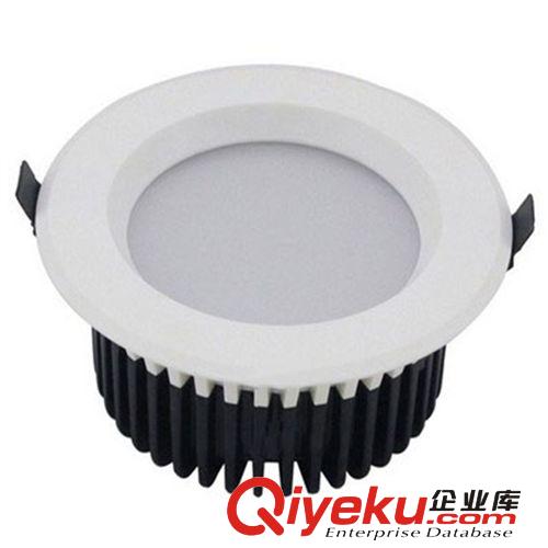 LED壓鑄筒燈 筒燈廠家 高品質(zhì)出口筒燈 LED壓鑄黑白筒燈8寸225*75LED天花筒燈原始圖片2