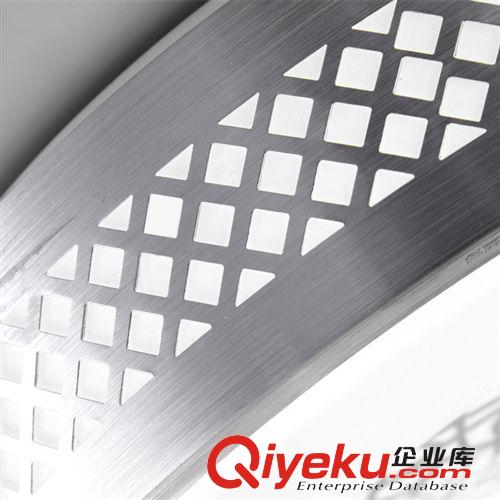 LED吸頂燈 盟博led吸頂燈新款簡約現代鋁臥室陽臺客廳飯廳圓形雕花高亮包郵