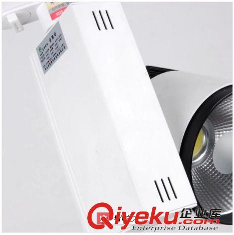 LED軌道燈 盟博LED軌道燈20W 30WLED射燈服裝店明裝櫥窗展廳背景COB導(dǎo)軌燈