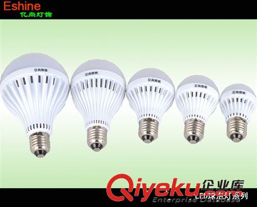LED燈泡系列 廠家直銷 5730貼片3W蠟燭燈泡e14螺口led尖泡超亮節能拉尾燈泡