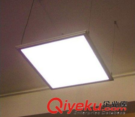 LED面板燈系列 工程用明裝、暗裝600*600  2835貼片側(cè)面打光40WLED面板燈原始圖片2