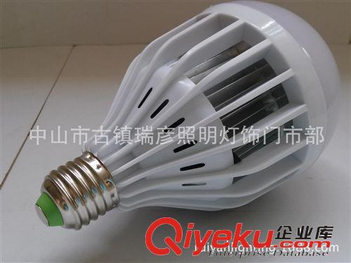 瑞彥LED球泡 12wLED球泡 led節(jié)能燈泡 廠家直銷3w 5 7 12 9 15 18w{gx}燈