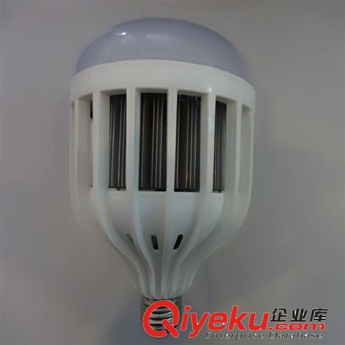 LED球泡成品燈 廠家熱銷  18w-36Wled  球泡燈   壽命長、新科技燈泡